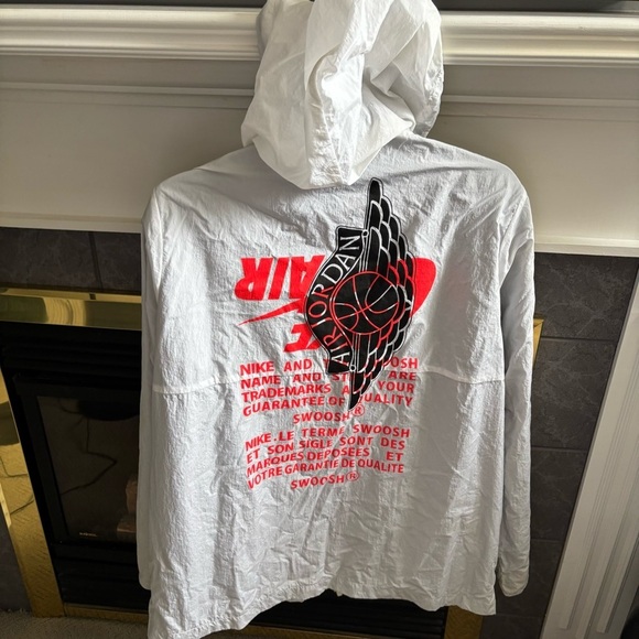 Air Jordan windbreaker - Picture 4 of 10